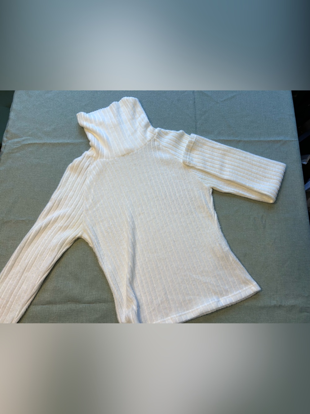 SHEIN White-Cream Ribbed Turtleneck Sweater